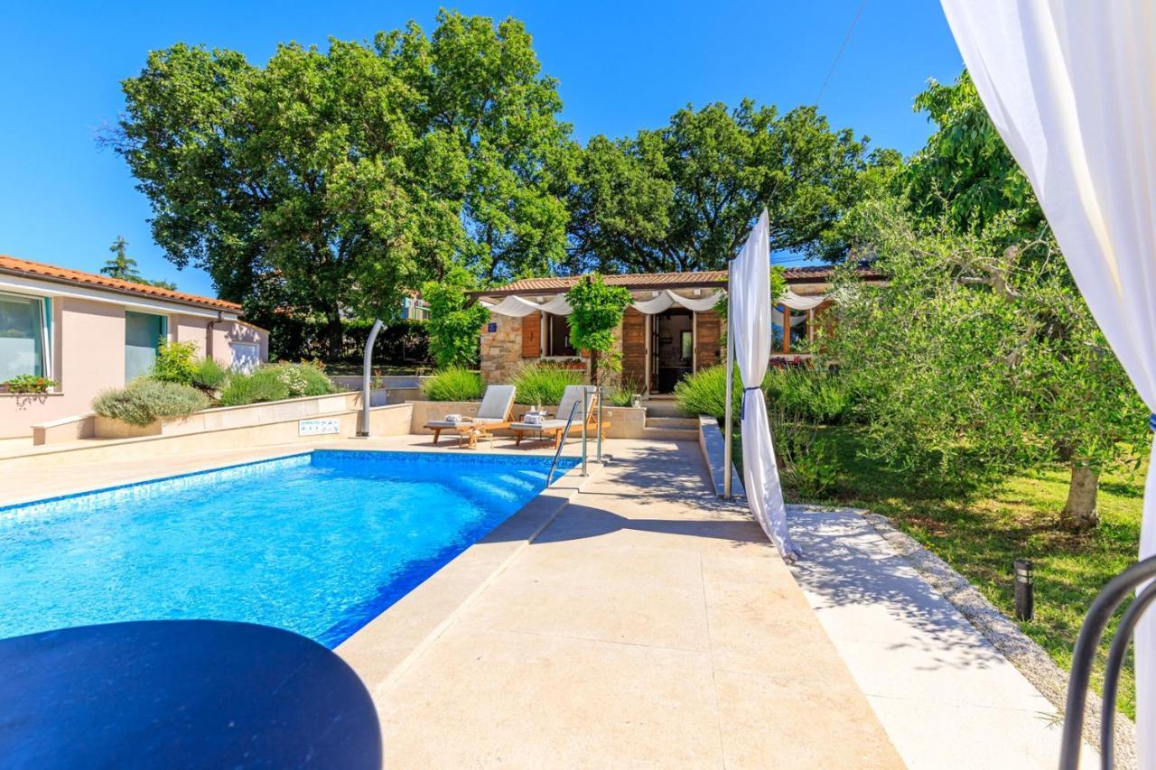 Villa Morena Pula Ngoại thất bức ảnh